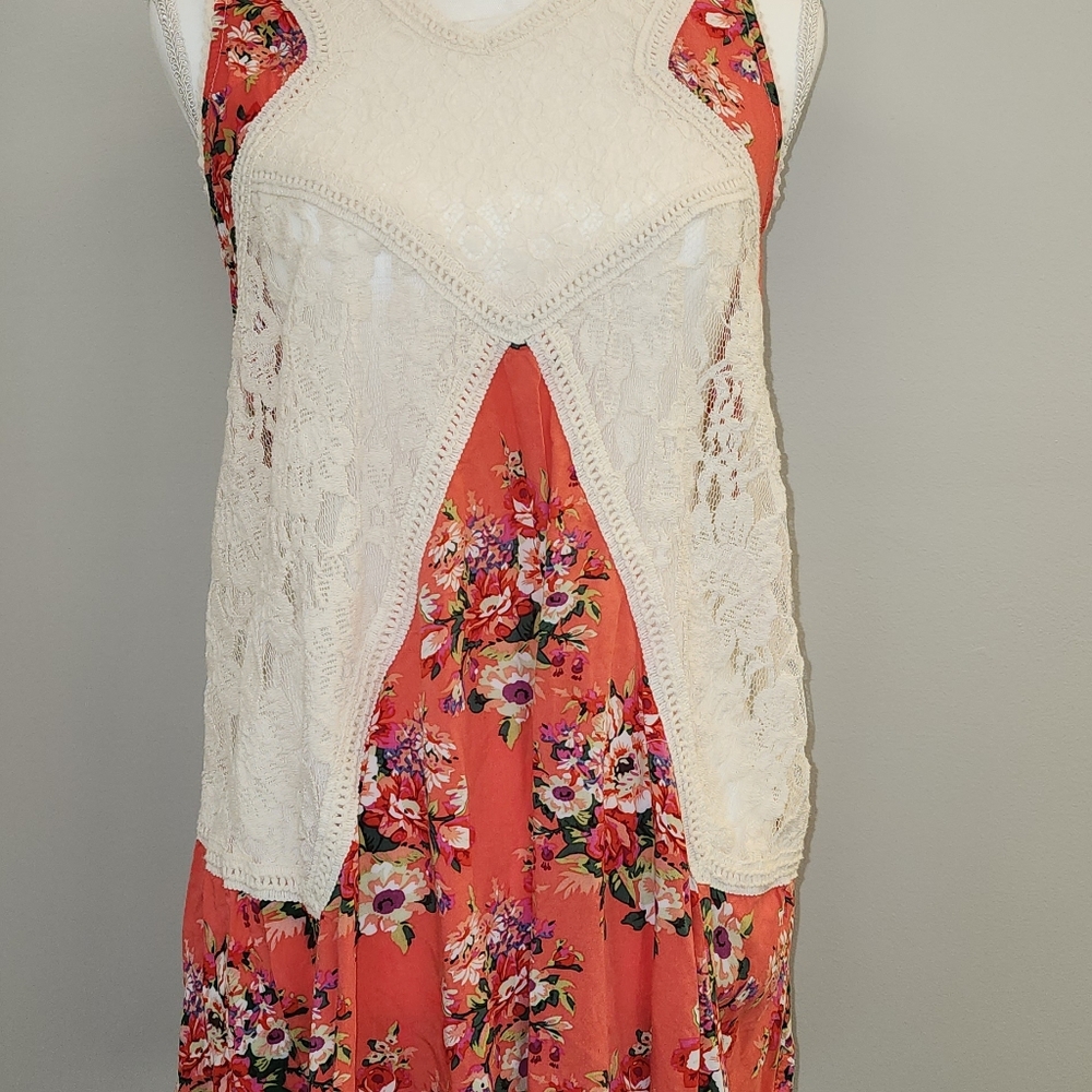 Umgee Floral Sleeveless Top